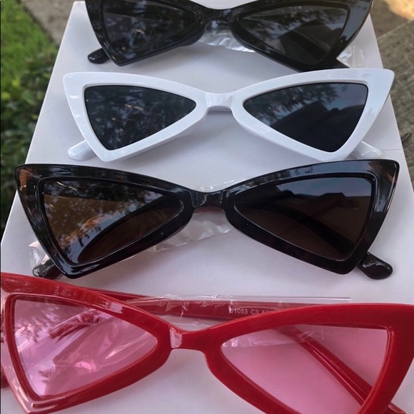 Sunglasses - Picture 2 of 5